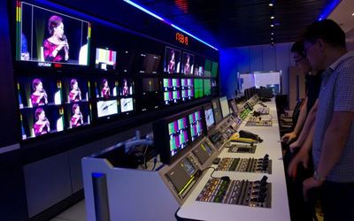 山海关区广播电视台探秘记 广播电视节目制作的幕后故事